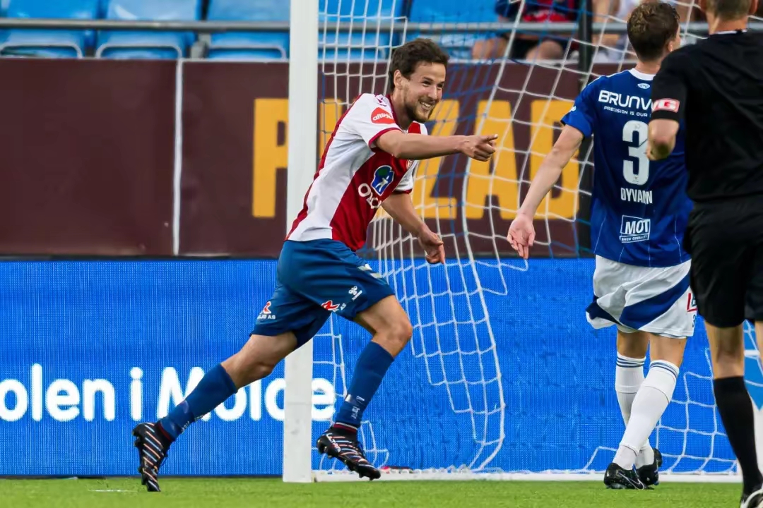 九游体育 -密尔沃基雄鹿vs洛杉矶快船