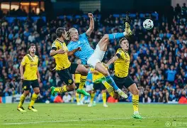 哈兰德连续三场比赛得分超过绝杀斯图加特状态回暖备战法甲，那不勒斯集结日主帅复盘都惊呆了 