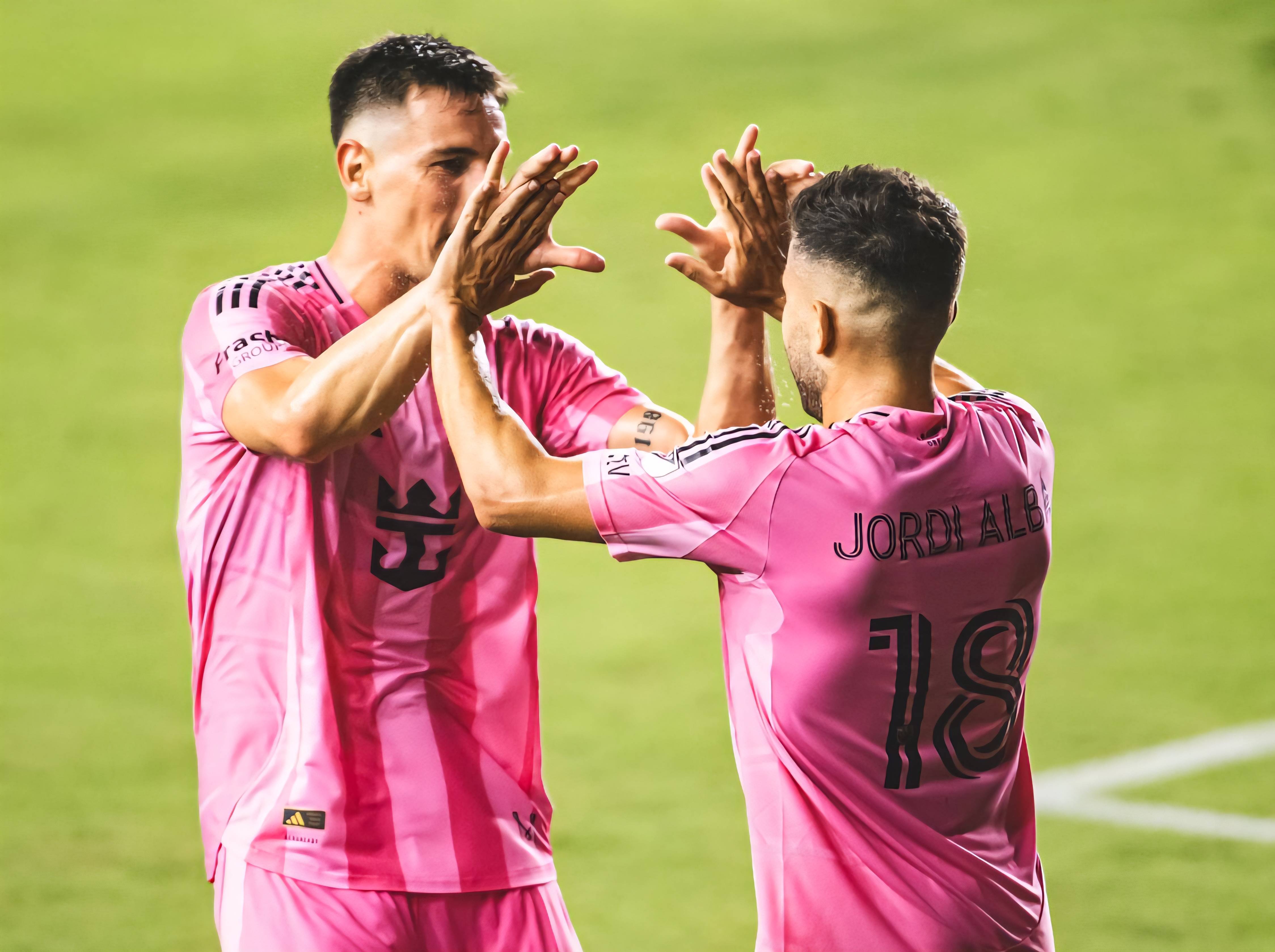 九游官网 -生或死女角色败北